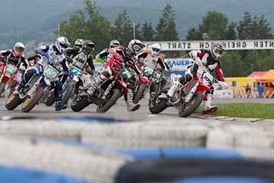 Viktor Bolsec übernimmt vom Start weg die Führung 