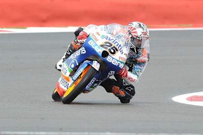 Maverick Vinales holt sich die Pole-Position