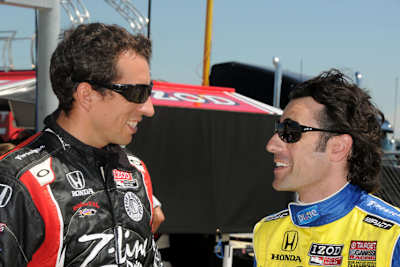 Justin Wilson mit Champion Dario Franchitti