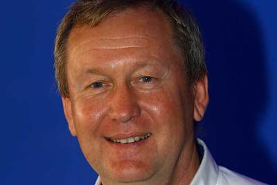 Pascal Couasnon stellt der FIA Bedinungen 