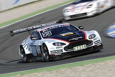 Young Driver AMR arbeitet am GT3-Programm mit dem V12 Vantage