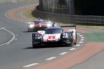 Der Porsche 919 Hybrid der Le-Mans-Sieger Timo Bernhard, Earl Bamber, Brendon Hartley 