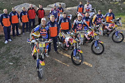 Das Red Bull KTM Rallye Factory Racing Team 2015