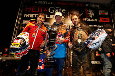 Das erfolgreiche KTM-Trio Mario Roman, Jonny Walker und Lars Enöckl (v.l.)