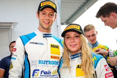 Dennis Marschall (li.) und Carrie Schreiner fuhren im ADAC GT Masters einmal aufs Podium