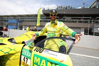 Maximilian Götz vor dem Mercedes-AMG GT3