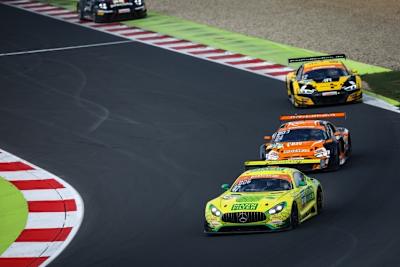 Ob Mercedes-AMG GT3 (vorne) oder Audi R8 LMS: Im ADAC GT Masters gibt es jede Menge Traumautos zu sehen