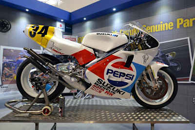 Wie neu: Die Suzuki RGV500 von Kevin Schwantz