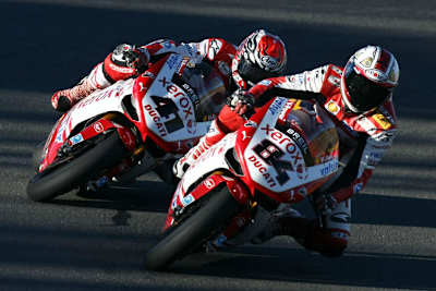 Michel Fabrizio (84) und Noriyuki Haga (41) in Kyalami 2009