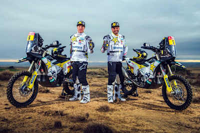 Die Husqvarna-Werkspiloten Andrew Short (li.) und Pablo Quintanilla
