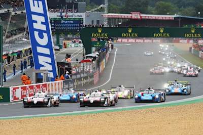 Der Start zu den 24h von Le Mans ist immer ein ganz besonderes Spektakel