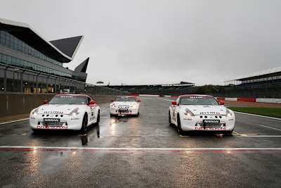 Im Nissan Race Camp wird ein Platz im GT3-Nissan für das 24-Stunden-Rennen herausgefahren