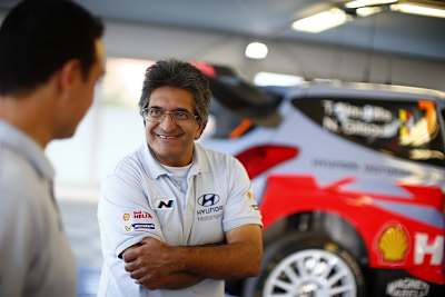 Teamchef Michel Nandan