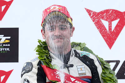 Zweiter Erfolg von Michael Dunlop auf BMW