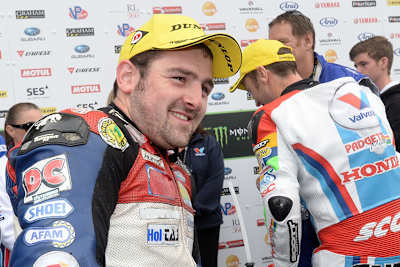 Michael Dunlop: Entspanntes Lächeln nach Sieg Nr. 10