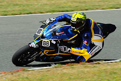 Roland Resch holt sich zwei Siege in Most