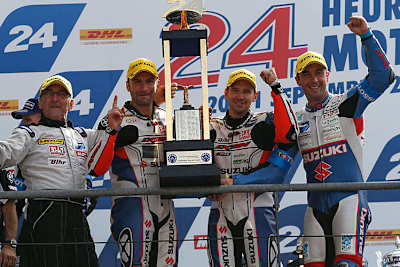 Jubel bei Dominique Méliand (li.) und seinen Fahrern