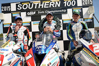 Dan Kneen, Guy Martin, Ivan Lintin (vlnr.)