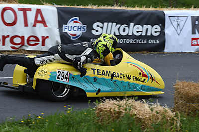 Bachmaier/Wechselberger: Tourist-Trophy-Feeling beim Bergrennen in Landshaag