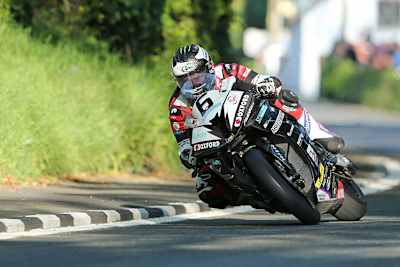 Michael Dunlop auf dem Weg zu TT-Sieg Nummer 12