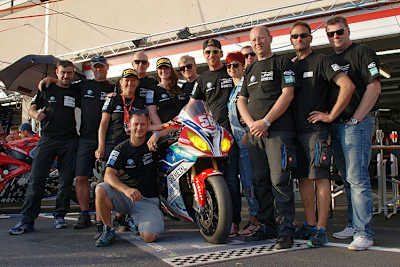 Die versammelte Mannschaft von GERT56 HMT by rs speedbikes