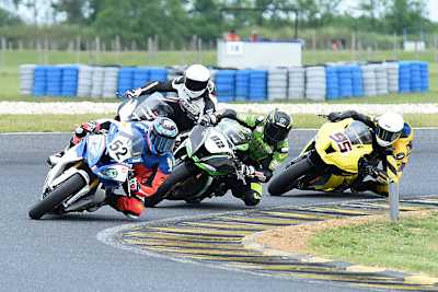 Die Alpe Adria Meisterschaft steht für spannende Action: Lukas Pesek (52), Karel Pesek (82), Julian Mayer (95)