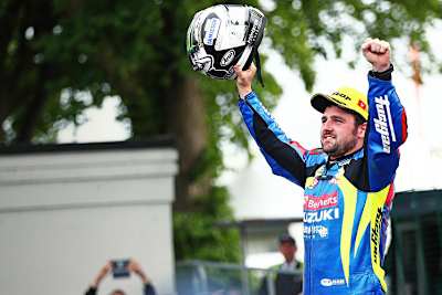 Michael Dunlop nach seinem Sieg bei der Senior-TT 2017