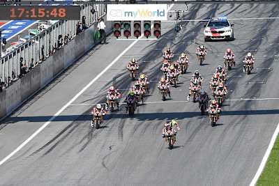 Uriarte wundert sich, wo seine Konkurrenten bleiben