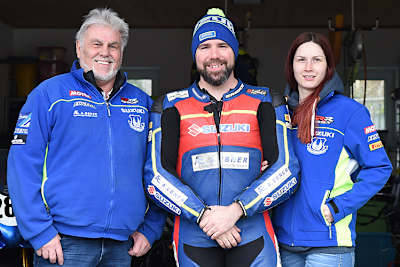 Thomas Berghammer mit Vater und Freundin