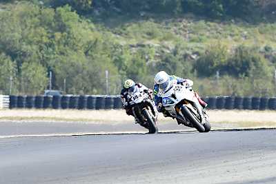 Alpe Adria Superbike Champion Karel Hanika (98) vor Geri Gesslbauer