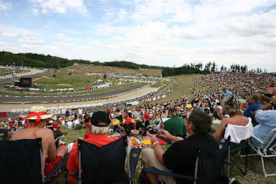 In Brünn braucht man keine Tribünen aus Stahl und Beton