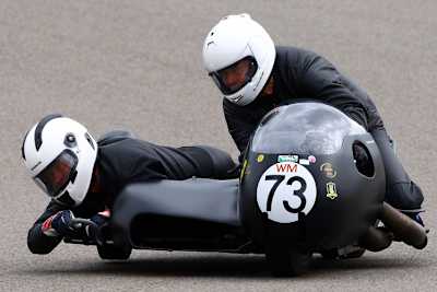 Werner Schwärzel und Andreas Huber mit ihrem schwarzen König-Gespann
