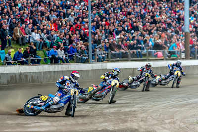 Kann auch gut starten: Jörg Tebbe (21) vor Michael Härtel und Erik Riss