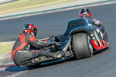 Uwe Gürck und Manfred «Yeti» Wechselberger führen in der IDM-Wertung