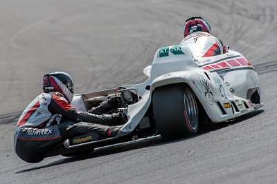 Christian Ruppert und Beifahrer Ueli Wäfler mit der 42