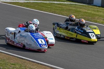 1 Streuer/Koerts (NL) und 9 Schlosser/Hofer (CH) fahren in der IDM mit