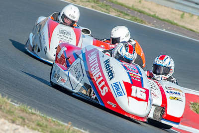 Ben und Tom Birchall (16) gewannen in Oschersleben klar vor Pekka Päivärinta/Jussi Veräväinen 