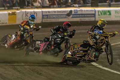 Der Däne Anders Thomsen (r.) gewann in Dohren vor Kai Huckenbeck