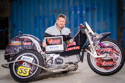 Imanuel Schramm fährt in seinem Gespann einen GTR-Motor mit Drehzahlbegrenzer