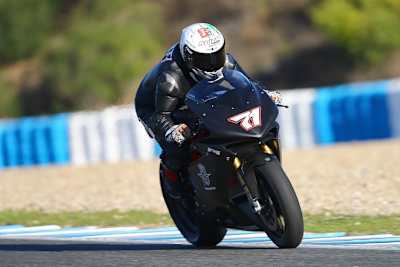 Claudio Corti mit der F4RR beim Jerez-Test