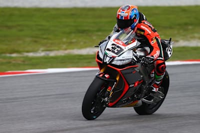 Marco Melandri holt in Sepang seinen ersten Aprilia-Sieg