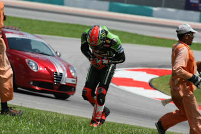 Nach dem Sepang-Crash: Tom Sykes hat Schmerzen in der Hand