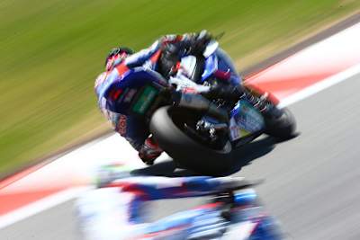 Eugene Laverty und Alex Lowes schaffen mit der Suzuki keine konstanten Leistungen