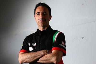 Romano Albesiano bestimmt, was die Aprilia-Partner dürfen und was nicht 