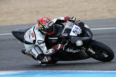 Der neue Kawasaki-Motor scheint gut zu laufen: Kenan Sofuoglu beim Test deutlich schneller als im Rennen