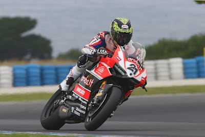 Troy Bayliss auf dem Motorrad zu sehen, ist ein Erlebnis