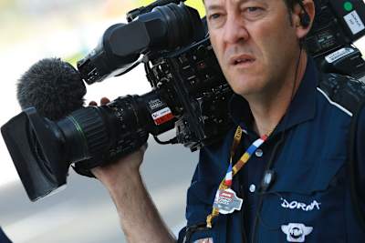 Das Videomaterial wird von der Dorna produziert und von Eurosport ins Wohnzimmer übertragen