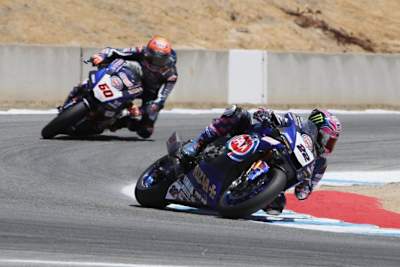 Alex Lowes lag bei seinem Sturz unmittelbar vor seinem Yamaha-Teamkollegen Michael van der Mark