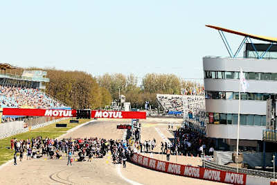 Die Rennaction beginnt am Sonntag um 11 Uhr