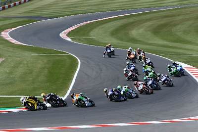 Die Rennstrecke in Donington ist vielseitig